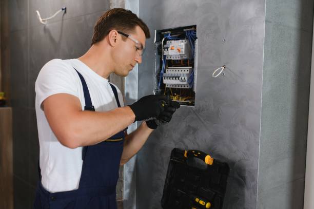 Best Affordable Emergency Electrician  in Philippi, WV